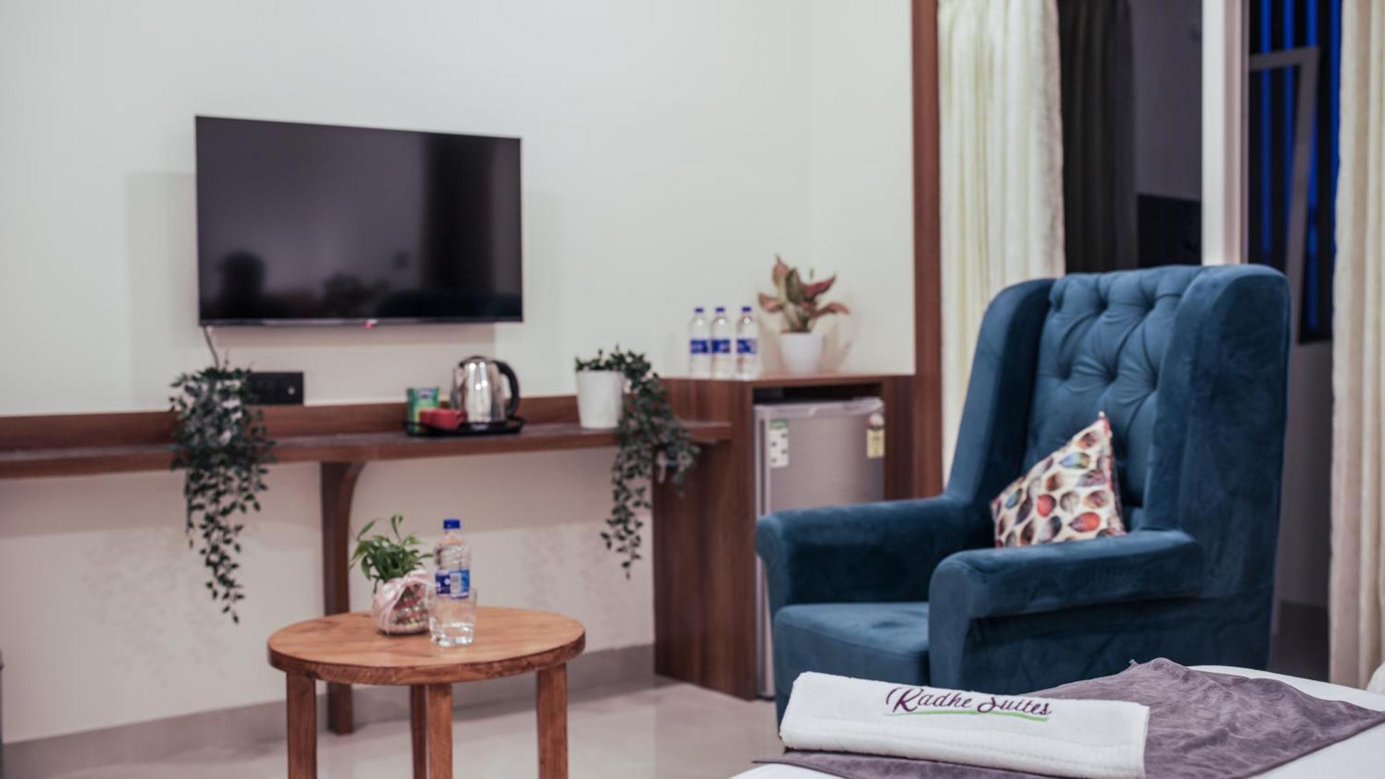 Radhe Suites Hyderabad Exterior photo